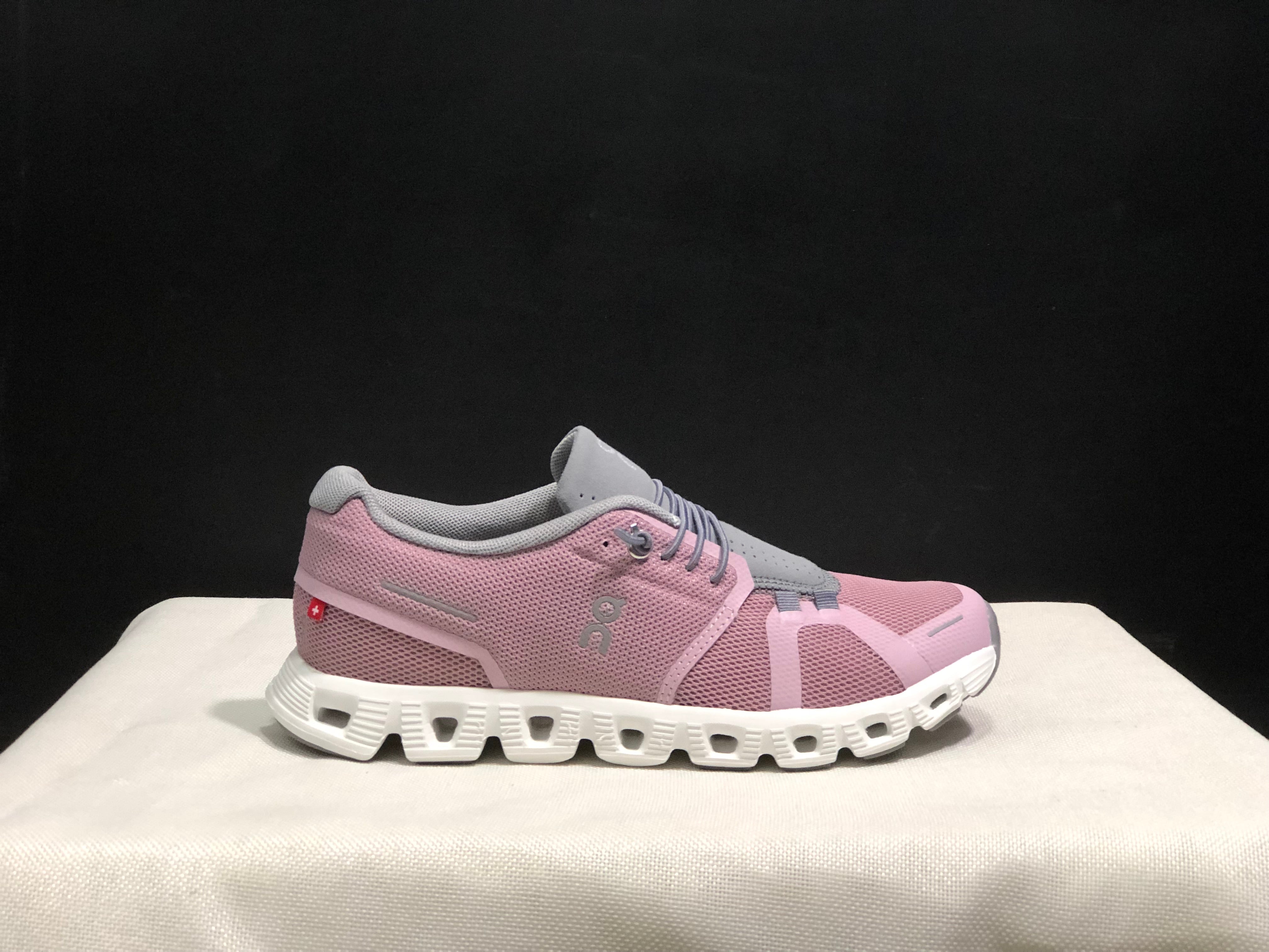 On Cloud 5 Lily pink + fog white