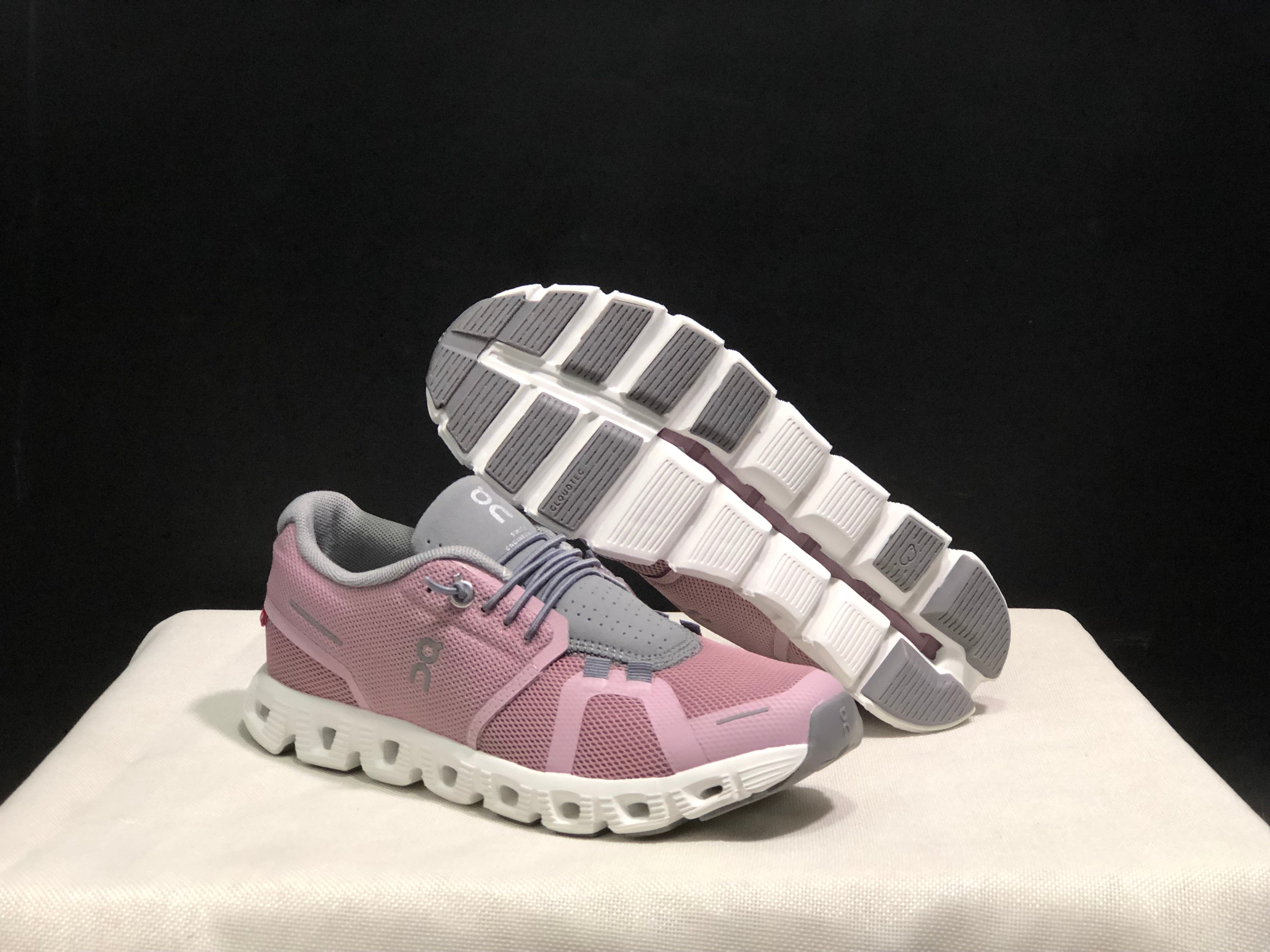 On Cloud 5 Lily pink + fog white