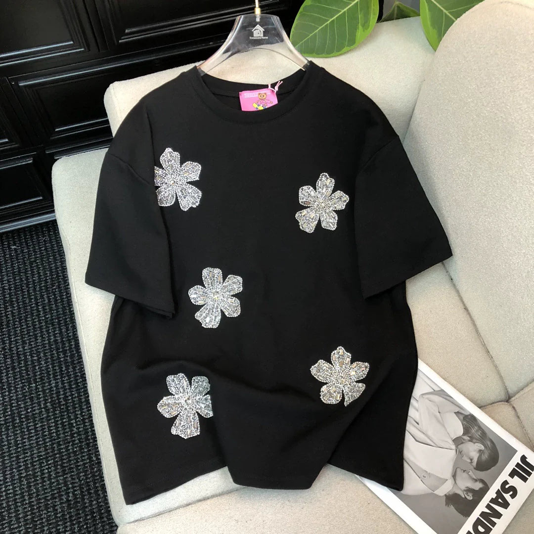 Sparkly floral embellishment T-shirts 🌸 A delicate trick for basic styles