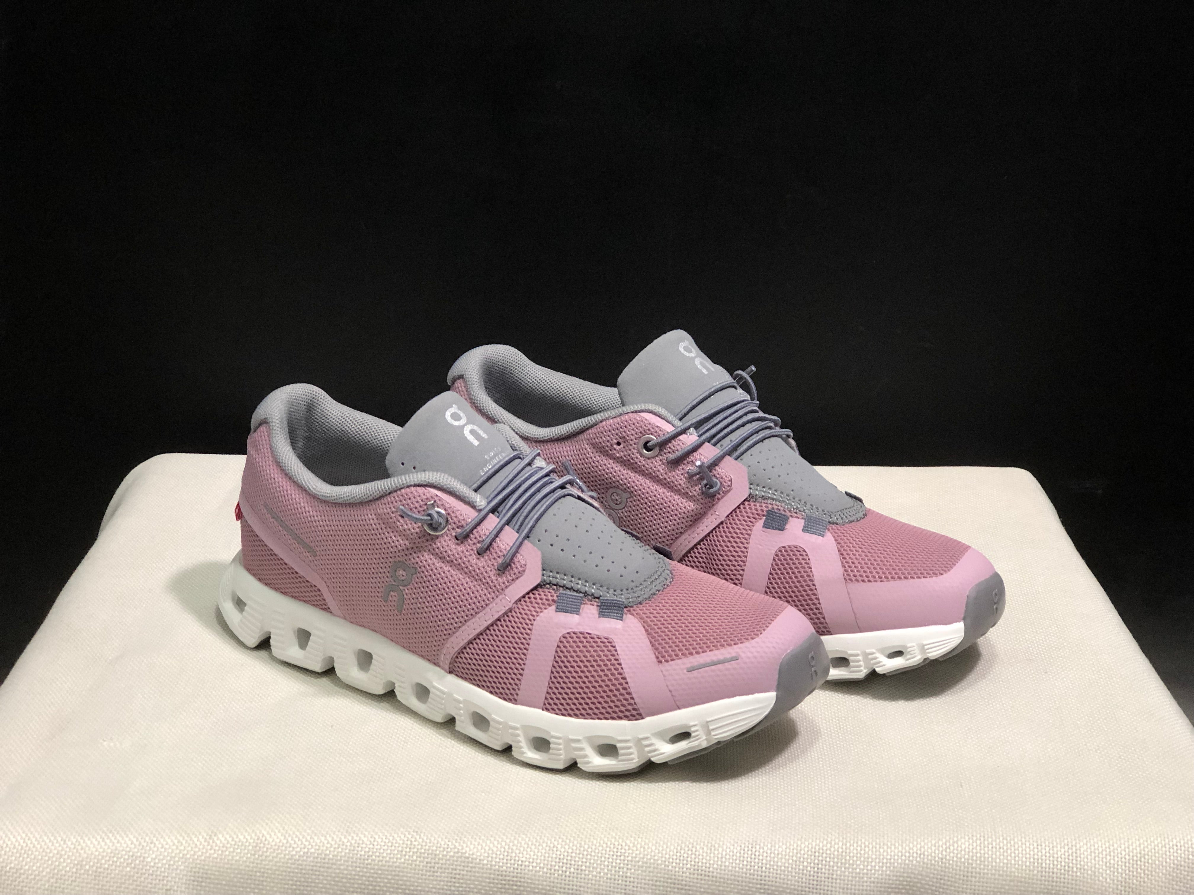 On Cloud 5 Lily pink + fog white