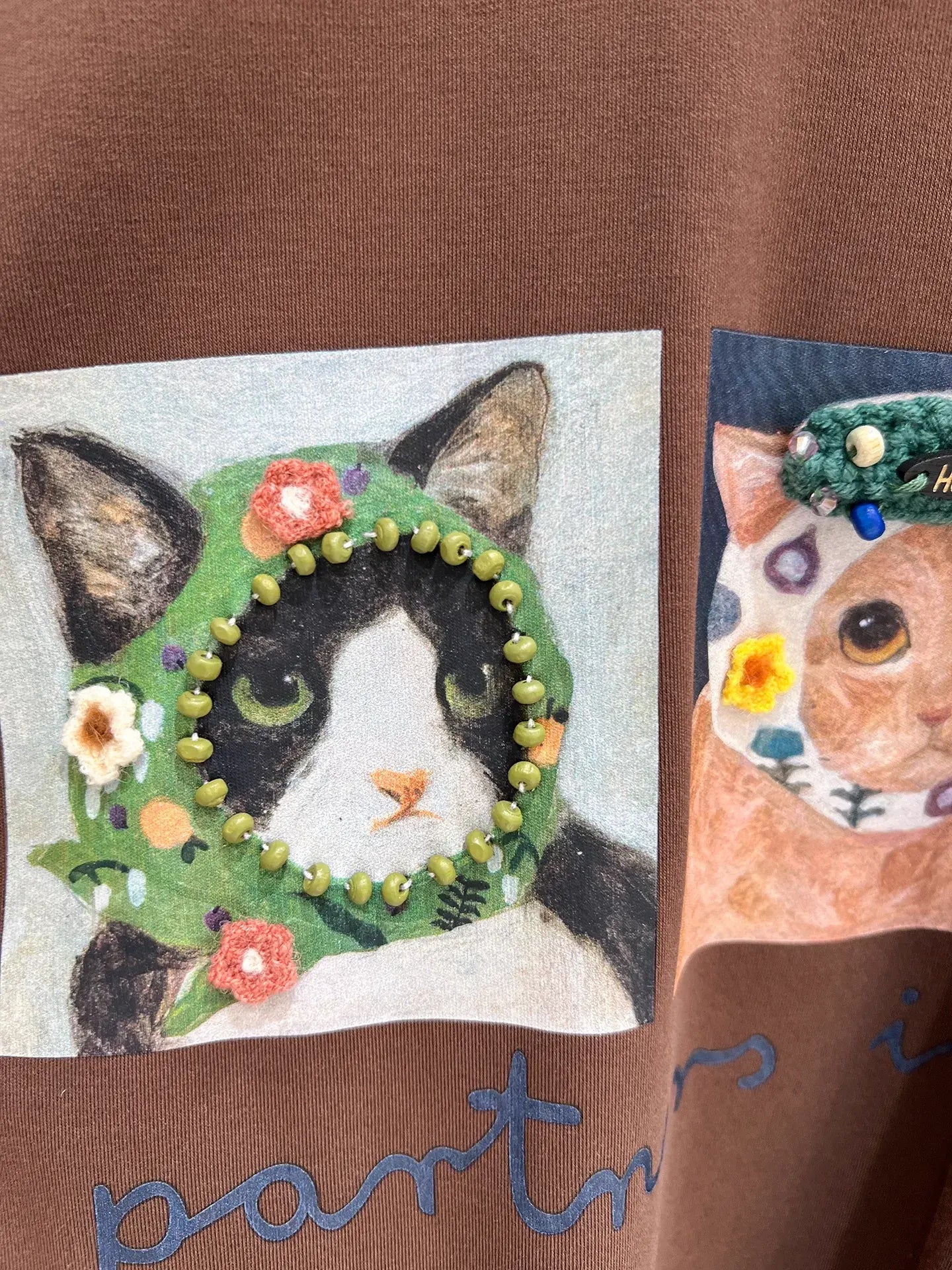 Style On Point🐈 Cat Illustration Tee—3D Accents Tell Stories