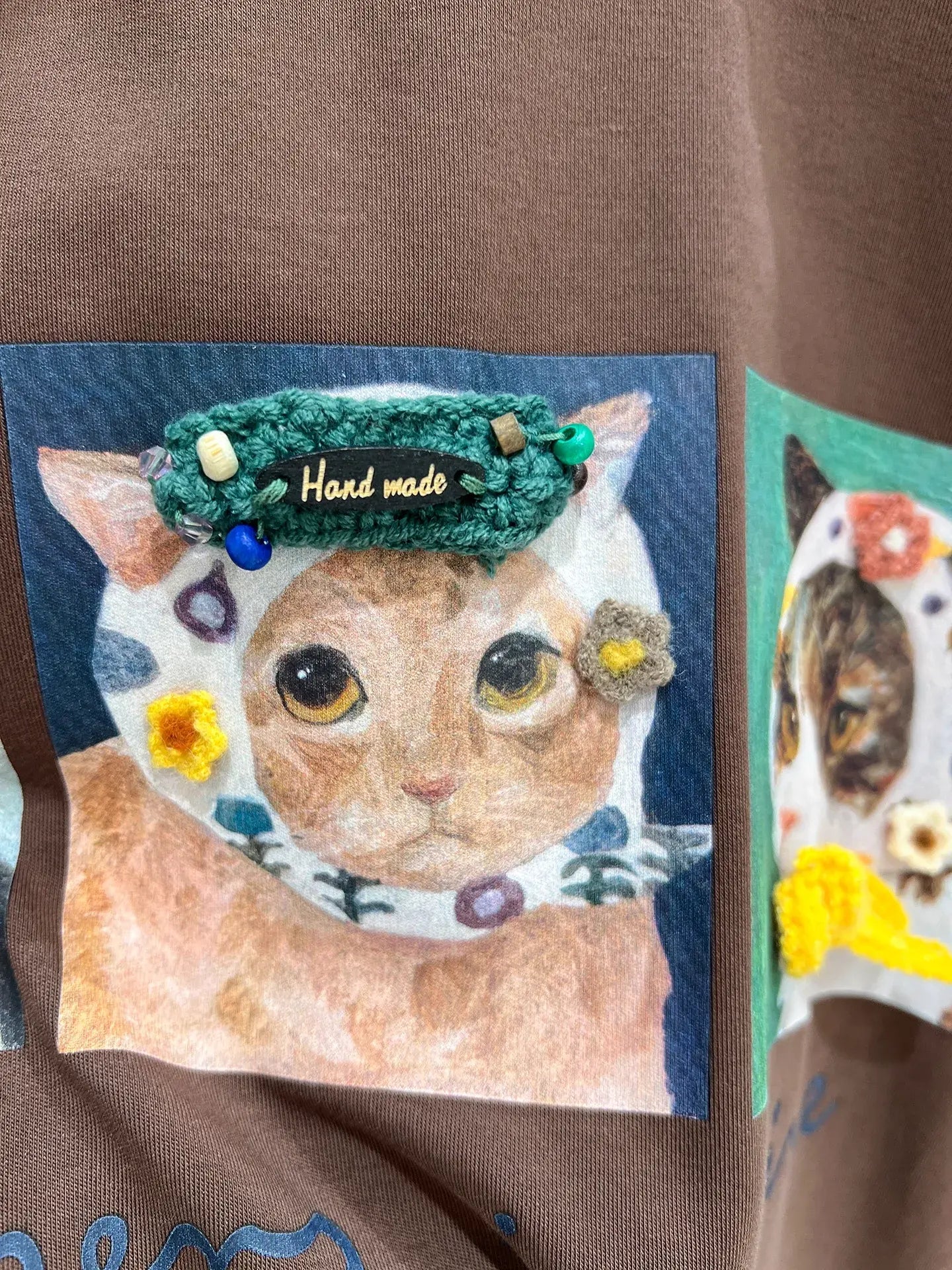Style On Point🐈 Cat Illustration Tee—3D Accents Tell Stories